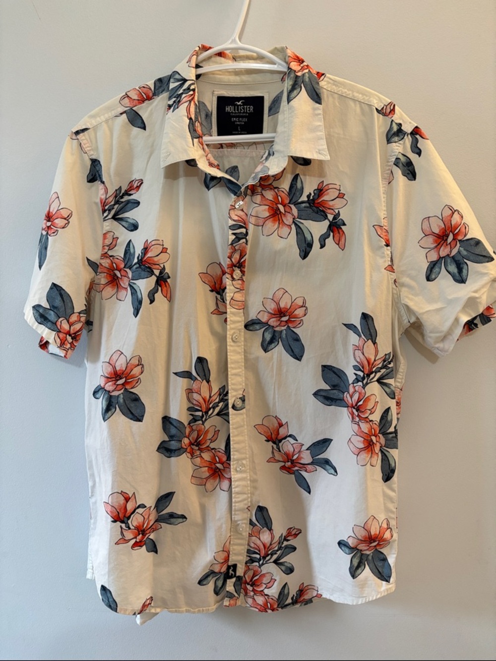 Hollister Cream Short-Sleeve Floral Button-Down Shirt with Coral Flowers